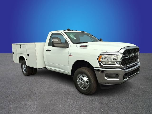 New 2023 RAM 3500 Tradesman image 2