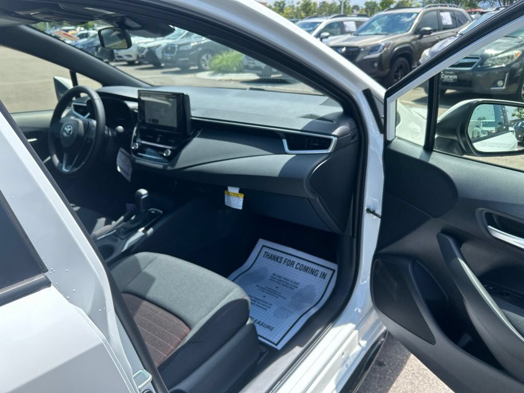 Used 2026 Toyota Corolla SE FWD image 13