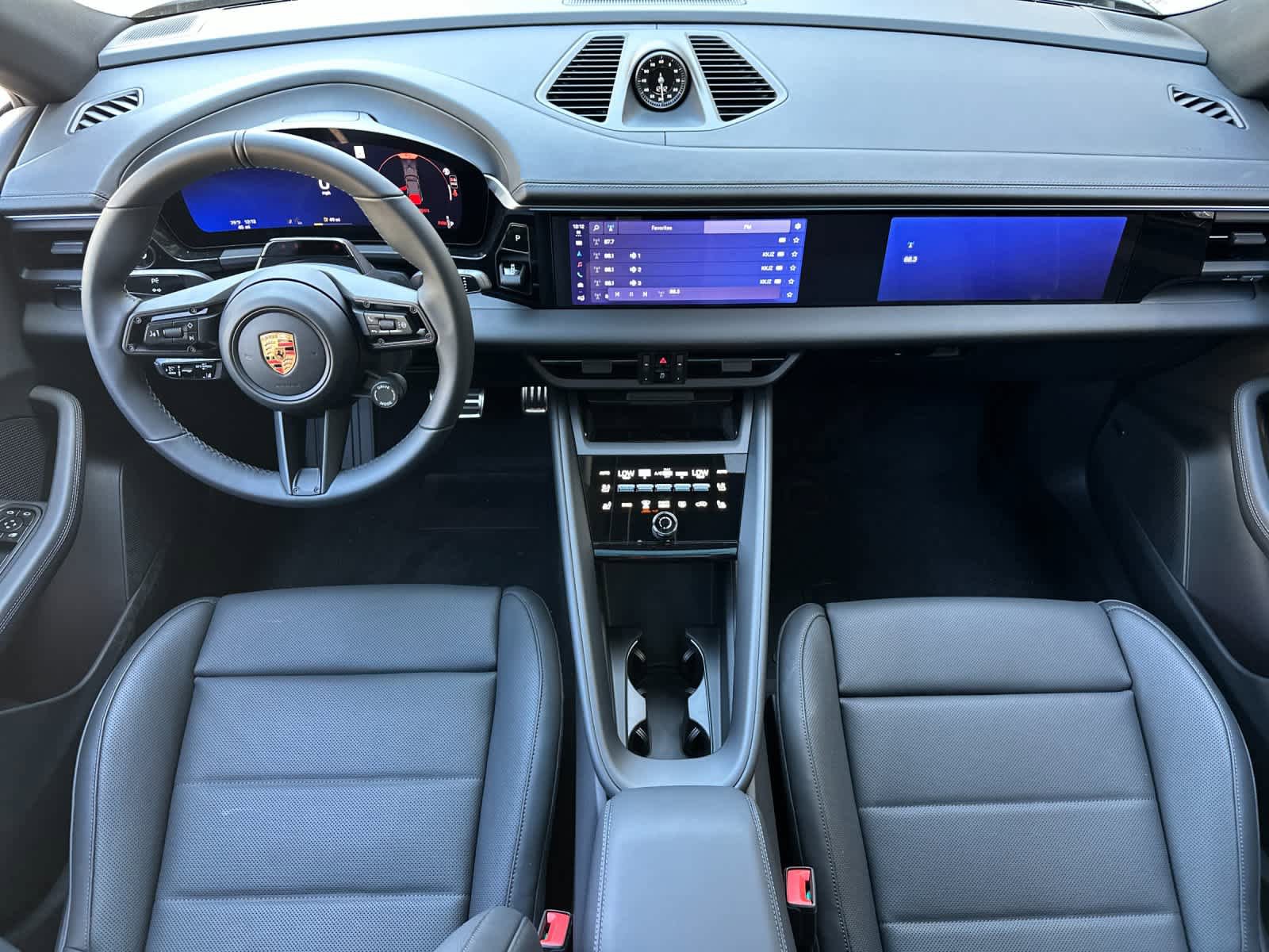 New 2026 Porsche Macan Electric RWD image 6