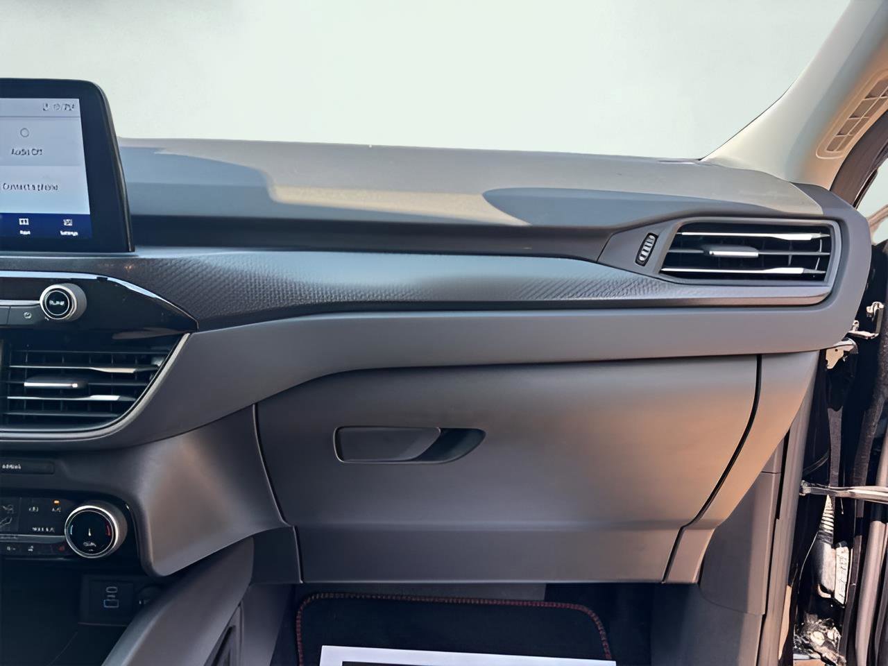 Used 2022 Ford Escape SEL w/ SEL Stealth AWD Package image 16