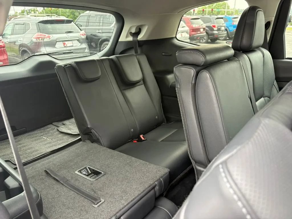 Used 2020 Subaru Ascent Limited AWD/4WD image 21