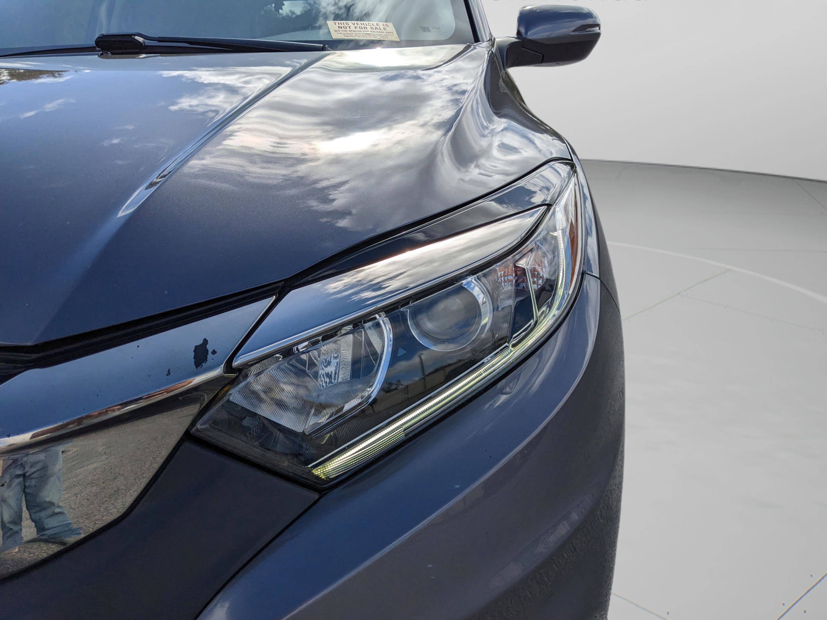 Used 2021 Honda HR-V EX image 10