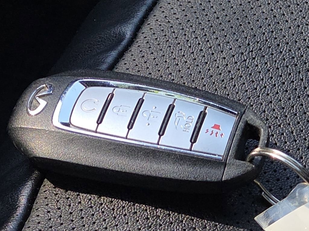 Used 2023 INFINITI QX55 Essential image 38