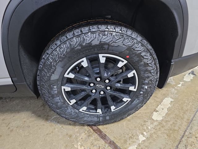 New 2026 Chevrolet Traverse Z71 w/ Driver Confidence Package image 36