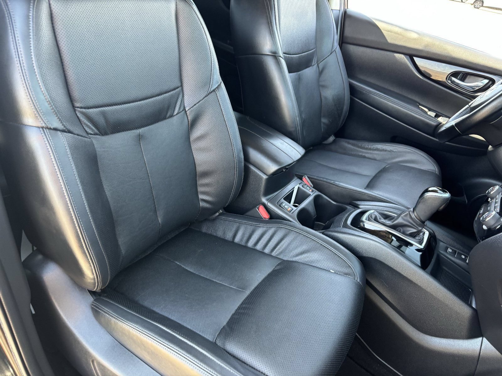 Certified 2021 Nissan Rogue Sport SL w/ Premium Package FWD image 11
