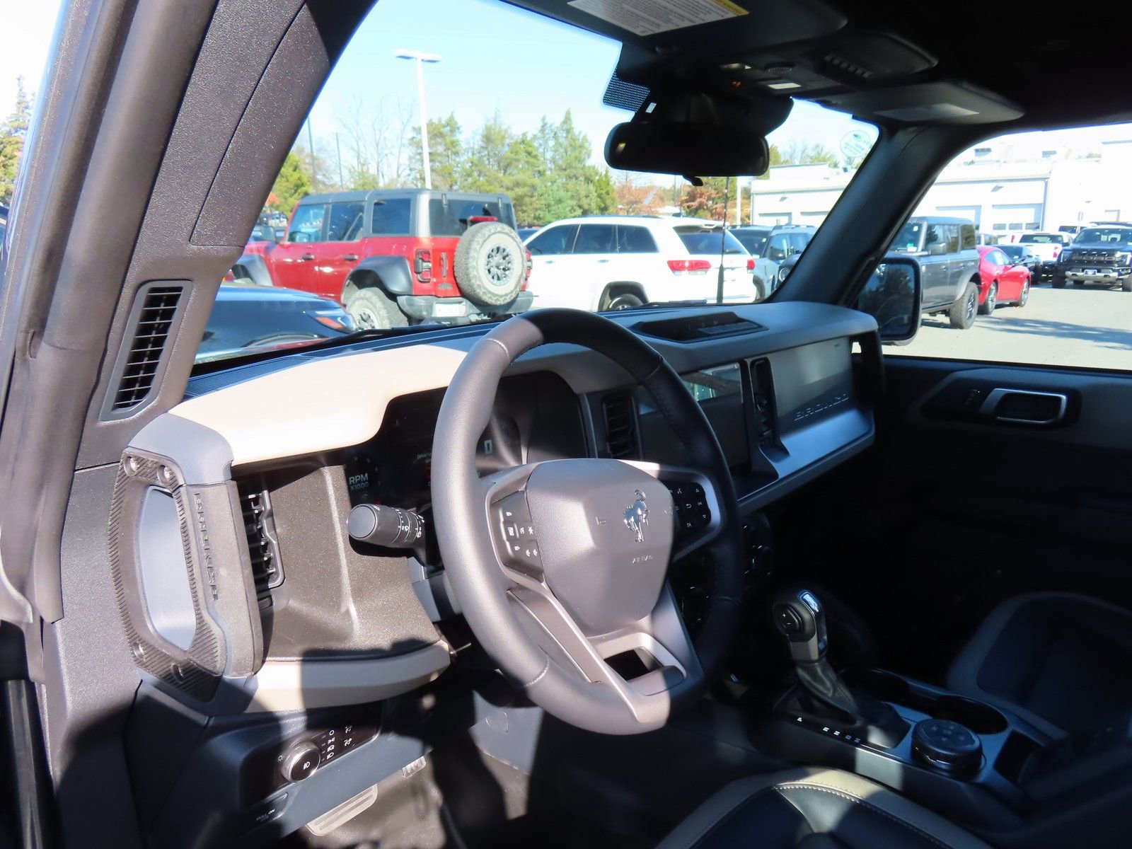 New 2025 Ford Bronco Big Bend w/ Black Diamond Package image 8