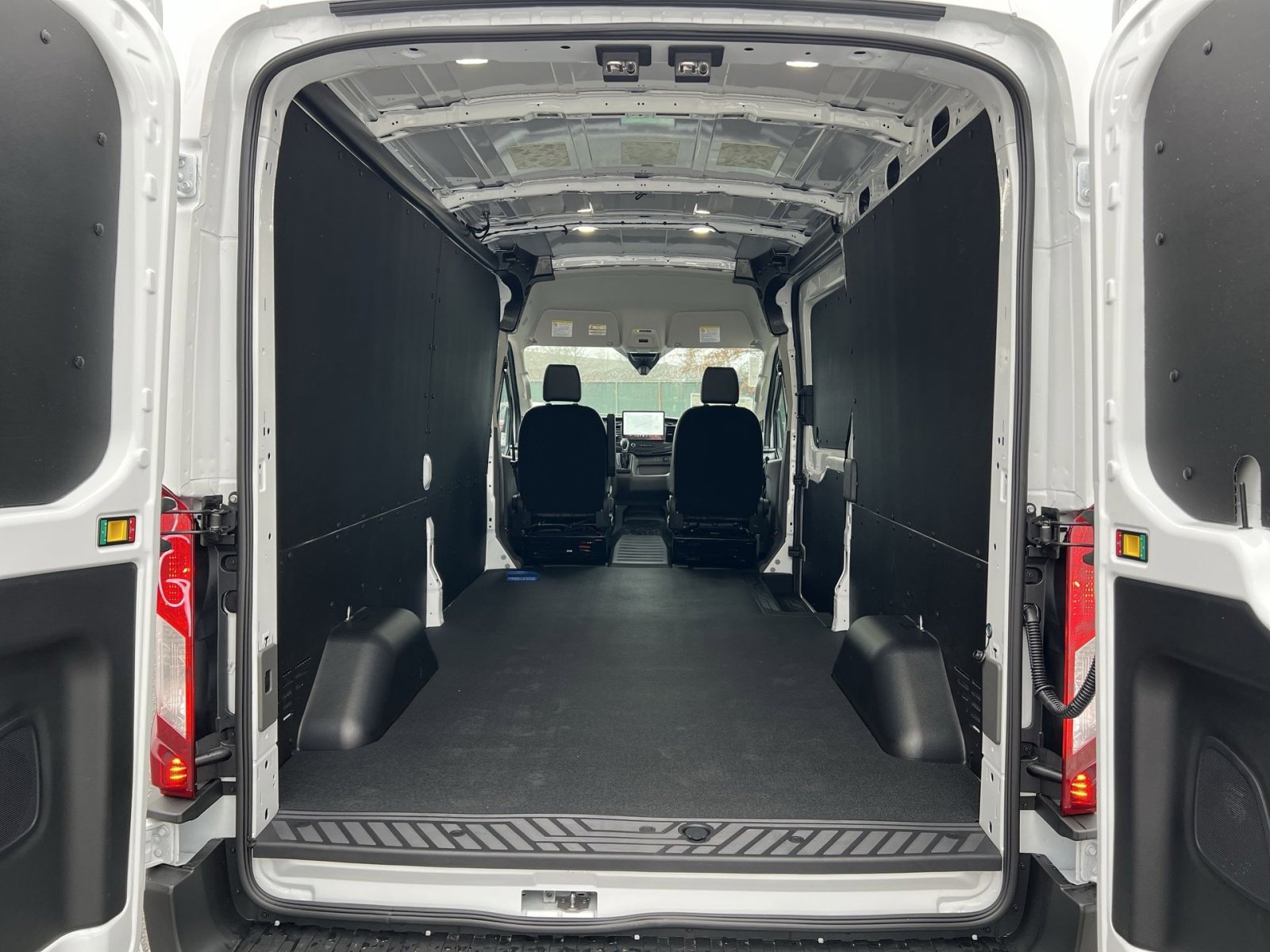 New 2026 Ford Transit 250 148 Medium Roof w/ Load Area Protection Package image 24