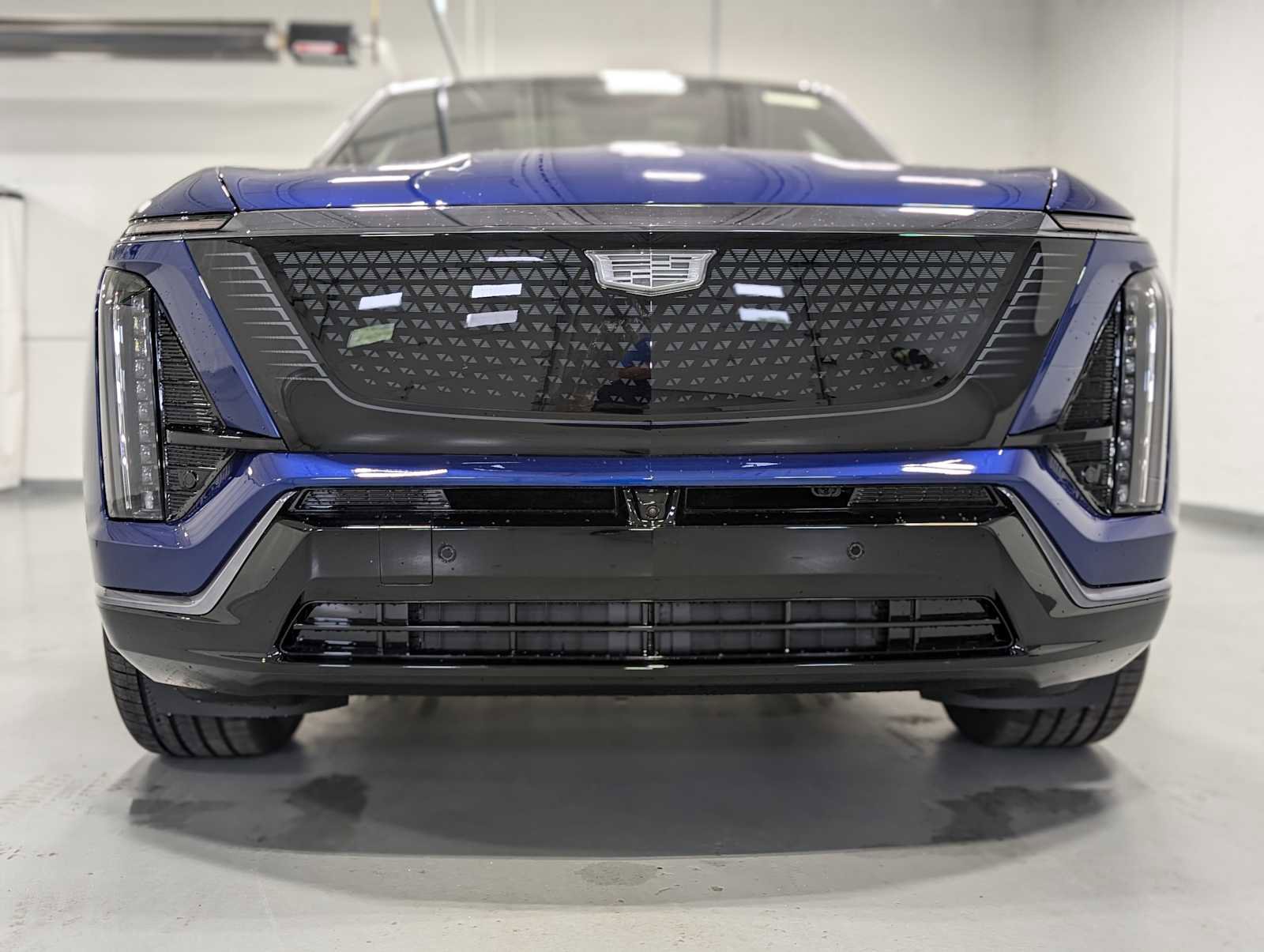 New 2026 Cadillac Vistiq Sport w/ LPO, Floor Liner Package image 2