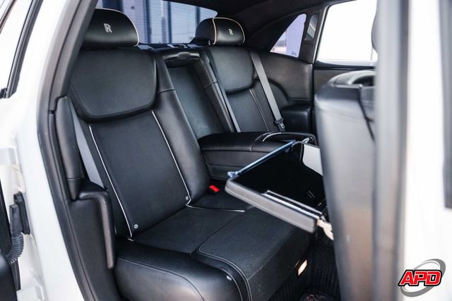 Used 2017 Rolls-Royce Ghost RWD image 91