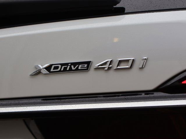 Used 2024 BMW X7 xDrive40i w/ Climate Comfort Package image 9