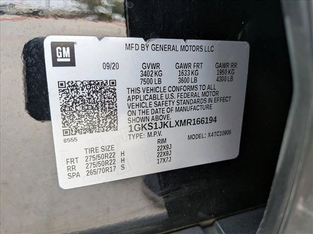 Used 2021 GMC Yukon XL Denali w/ Denali Premium Package image 22