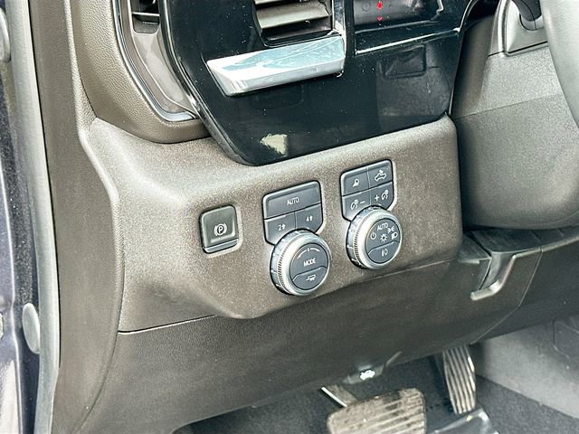 Used 2025 GMC Sierra 1500 SLT image 10