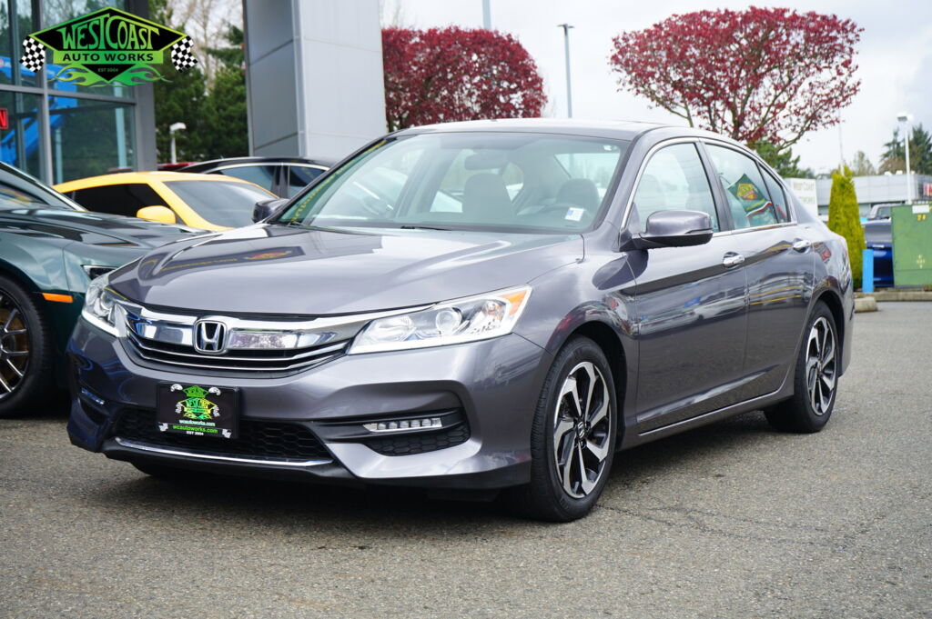 Used 2016 Honda Accord EX image 1