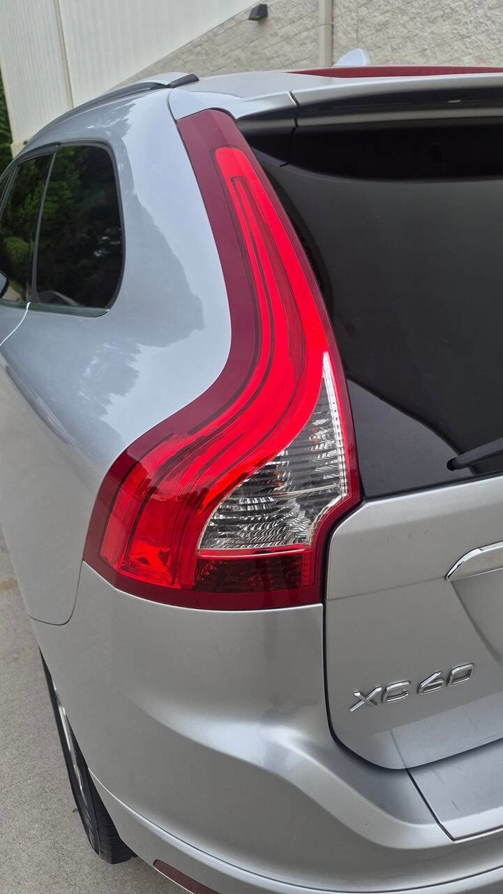 Used 2015 Volvo XC60 T5 Platinum FWD image 20