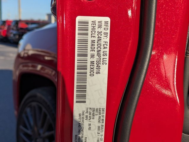 Used 2023 Jeep Compass Limited image 30