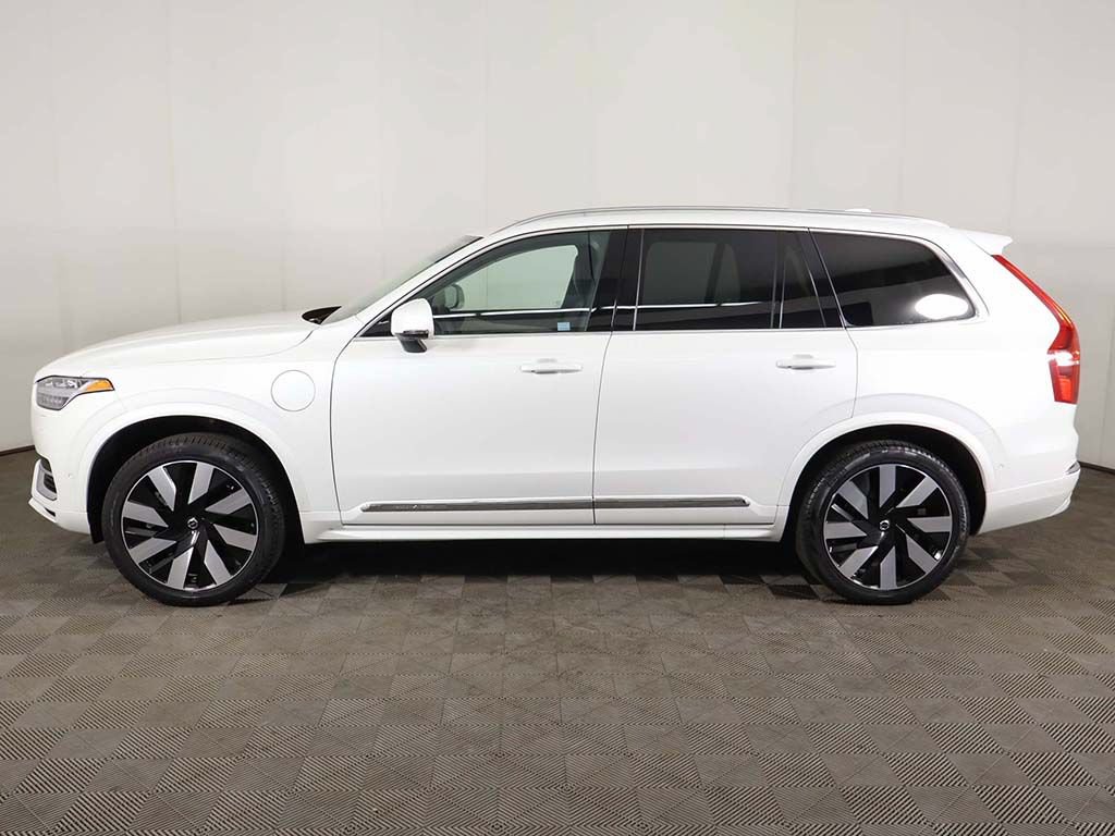 Used 2023 Volvo XC90 T8 Ultimate w/ Protection Package Premier AWD/4WD image 22