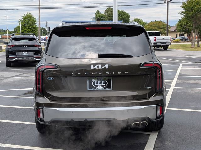 Used 2023 Kia Telluride EX w/ EX Captain's Chair Package AWD/4WD image 4