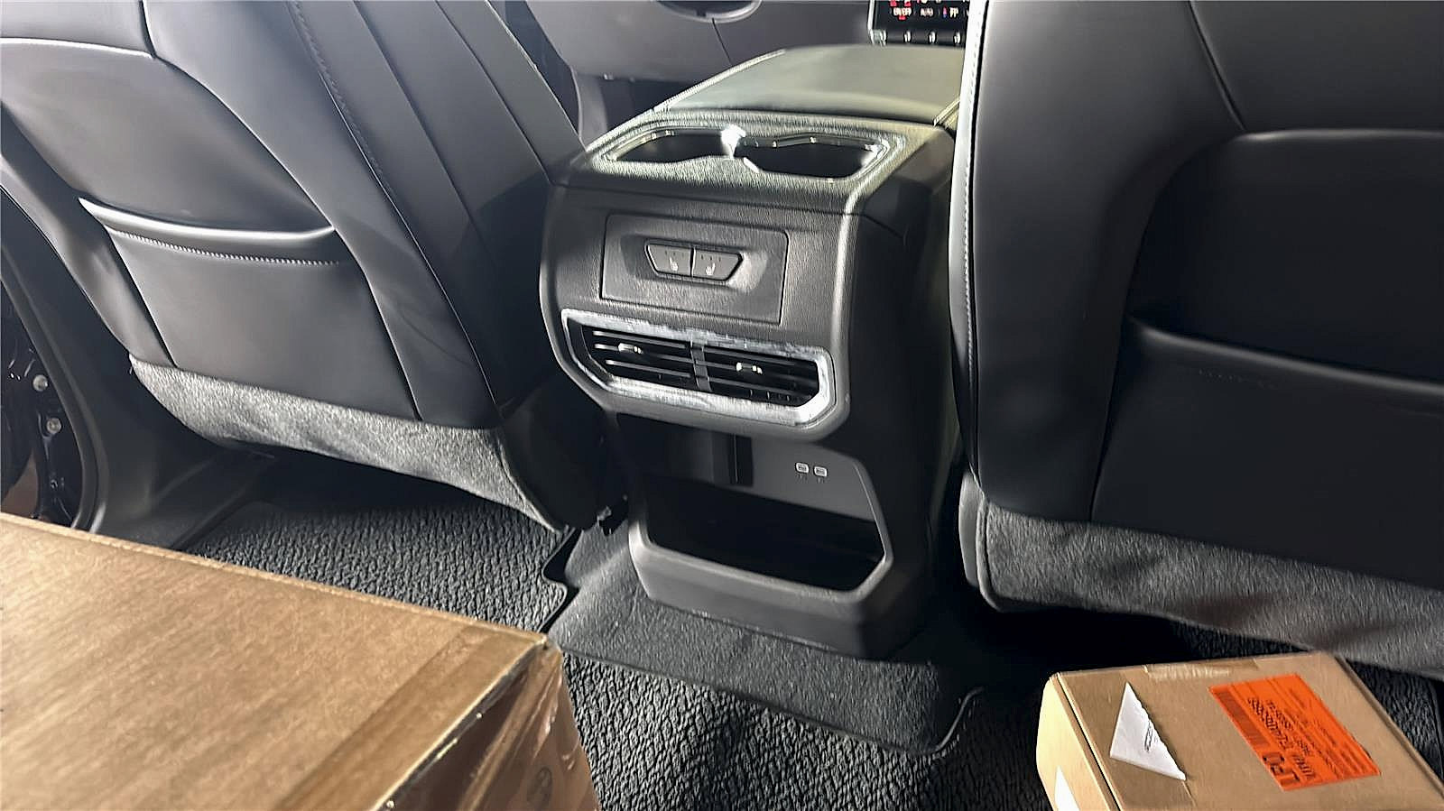New 2026 GMC Sierra EV Denali AWD/4WD image 27