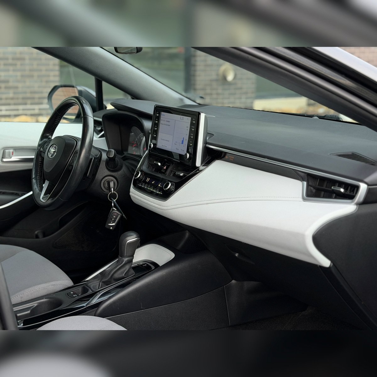 Used 2020 Toyota Corolla SE FWD image 9