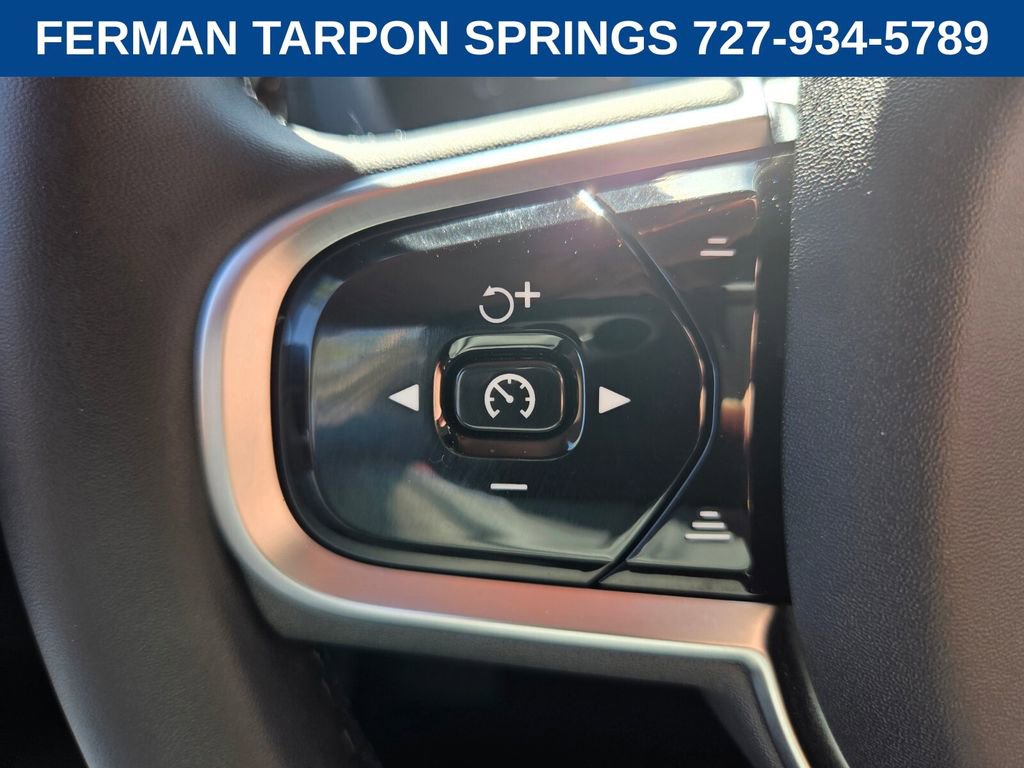 Used 2025 Volvo XC60 B5 Ultra w/ Protection Package Premier image 30