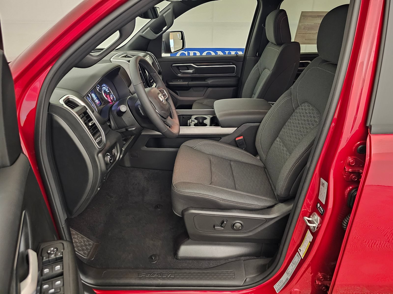 New 2026 RAM 1500 Big Horn AWD/4WD image 4