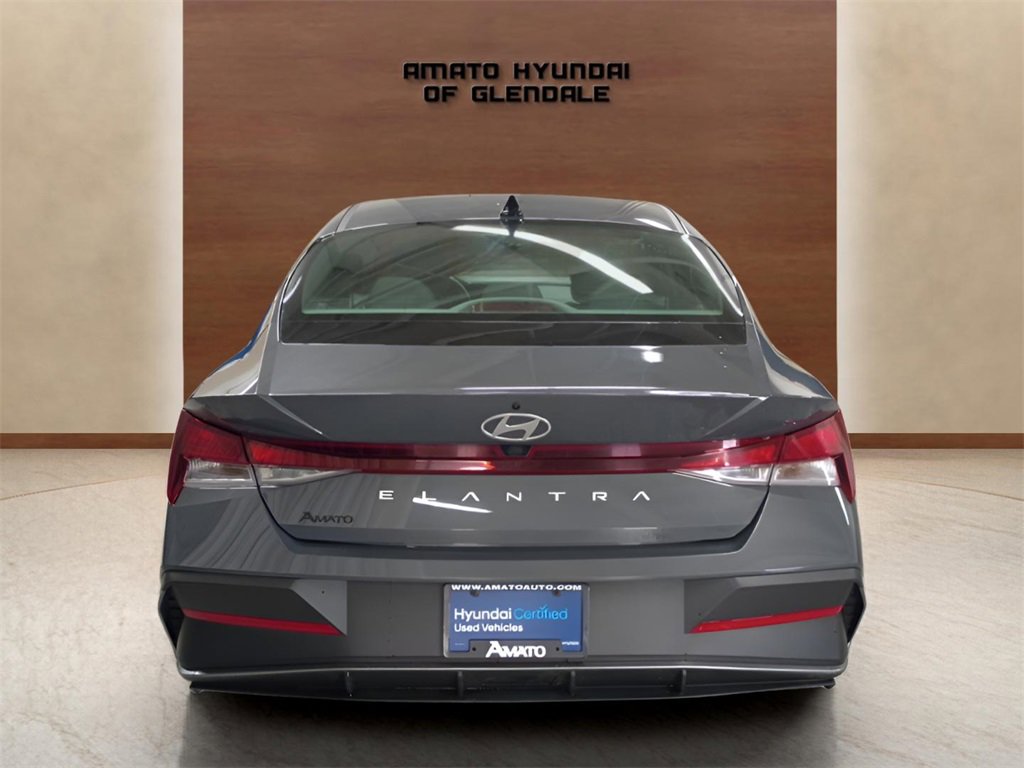Certified 2024 Hyundai Elantra SEL image 4