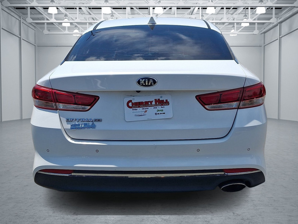 Used 2018 Kia Optima LX FWD image 8