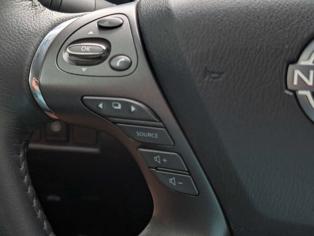 Used 2023 Nissan Murano SV FWD image 24