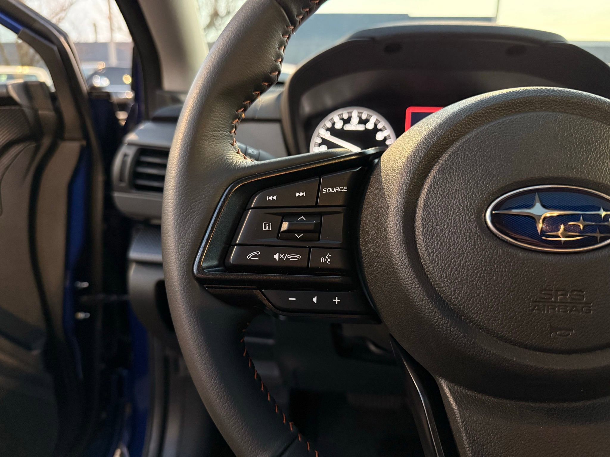 Used 2025 Subaru Crosstrek 2.5i Limited AWD/4WD image 43