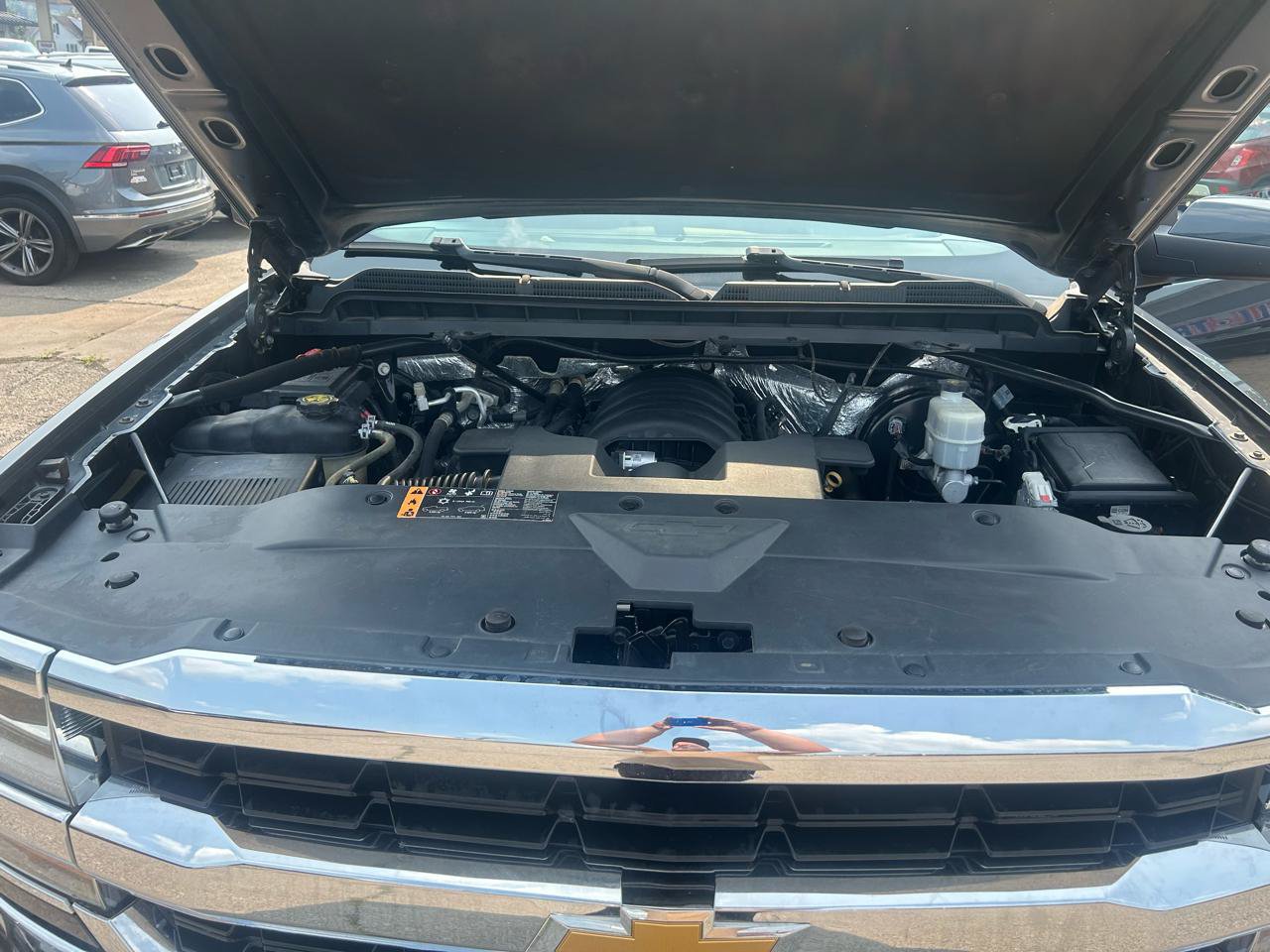 Used 2018 Chevrolet Silverado 1500 LT w/ All Star Edition AWD/4WD image 52