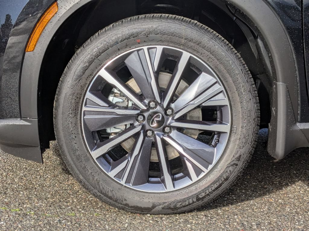 New 2026 INFINITI QX60 Luxe w/ Cargo Package AWD/4WD image 9