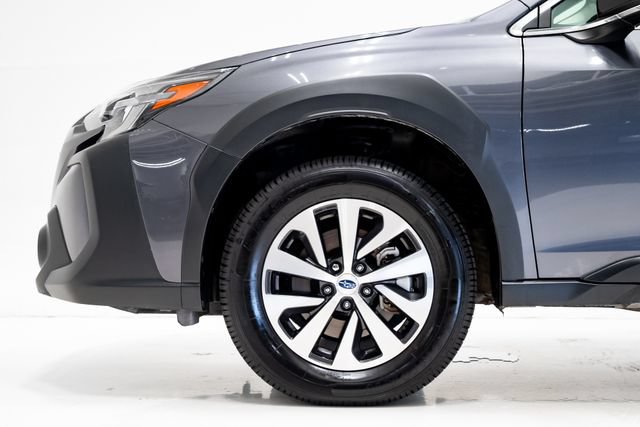 Used 2025 Subaru Outback Premium AWD/4WD image 29