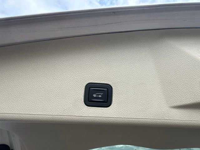 Used 2014 Cadillac SRX Performance w/ Driver Awareness Package AWD/4WD image 11