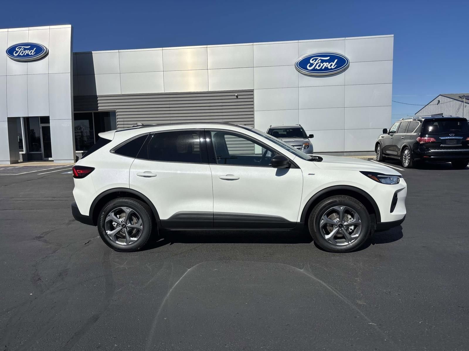 New 2026 Ford Escape ST-Line w/ Tech Pack #1 image 8