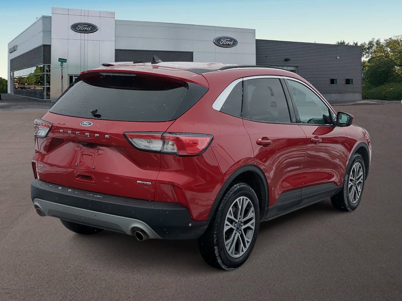 Used 2022 Ford Escape SEL image 9