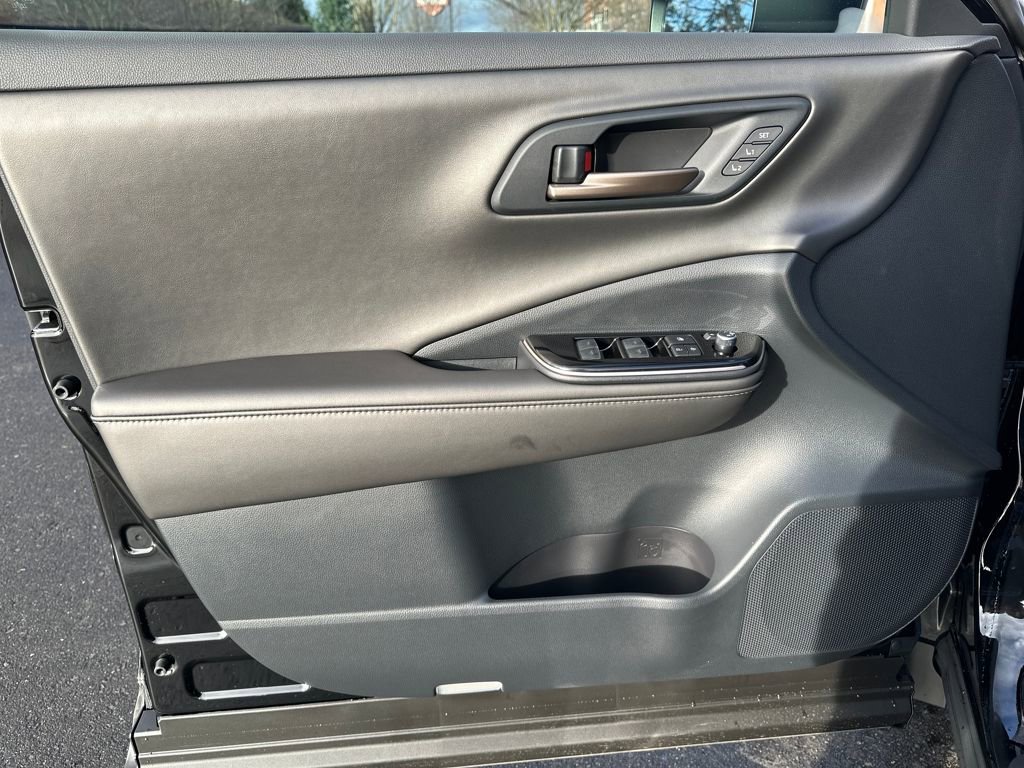 New 2026 Toyota Crown Nightshade image 11