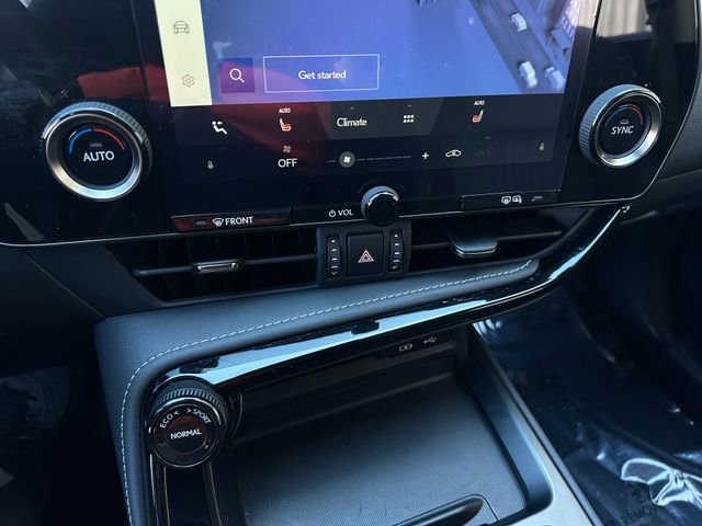 Used 2024 Lexus NX 250 FWD w/ Towing Package (2000 Lbs) image 28