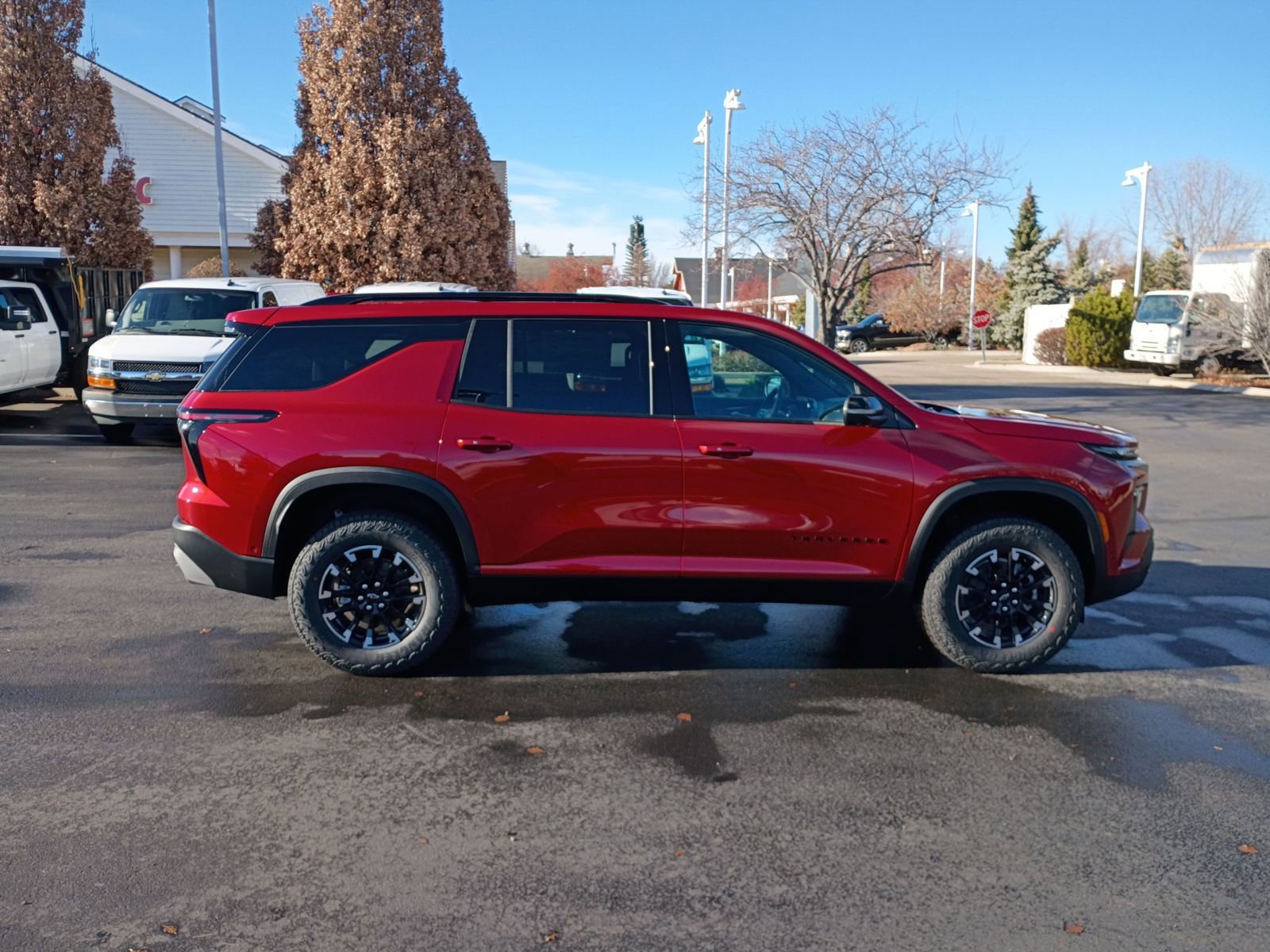 New 2026 Chevrolet Traverse Z71 w/ Enhanced Driving Package image 9