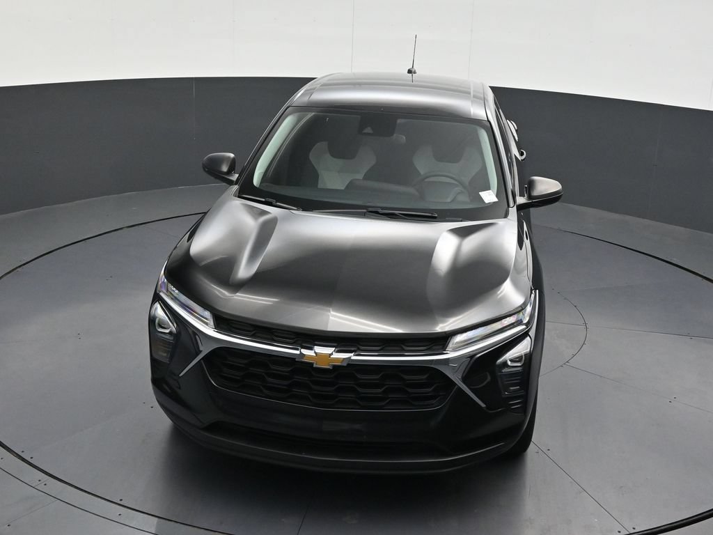 Used 2024 Chevrolet Trax LS FWD image 25