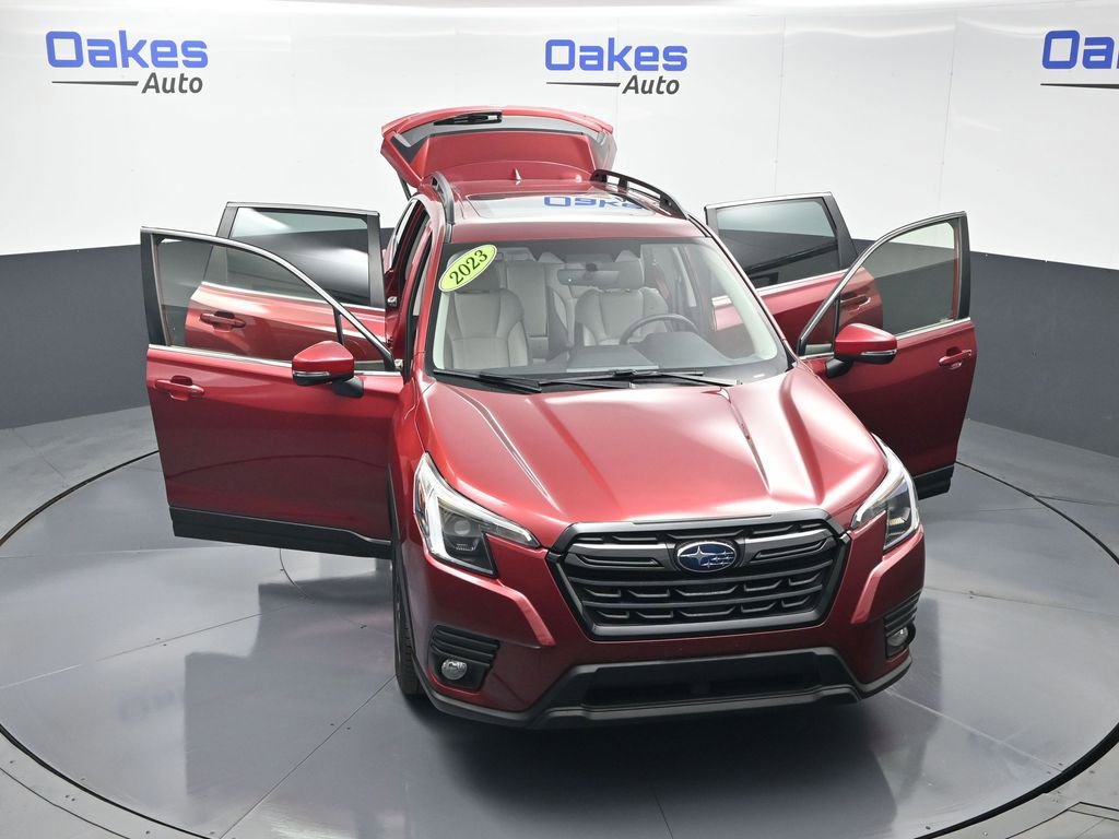 Used 2023 Subaru Forester Limited image 60