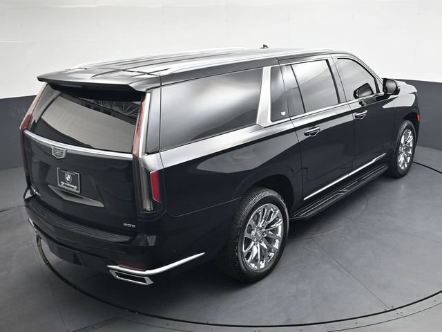 Used 2023 Cadillac Escalade ESV Premium Luxury w/ LPO, Radiant Package AWD/4WD image 24