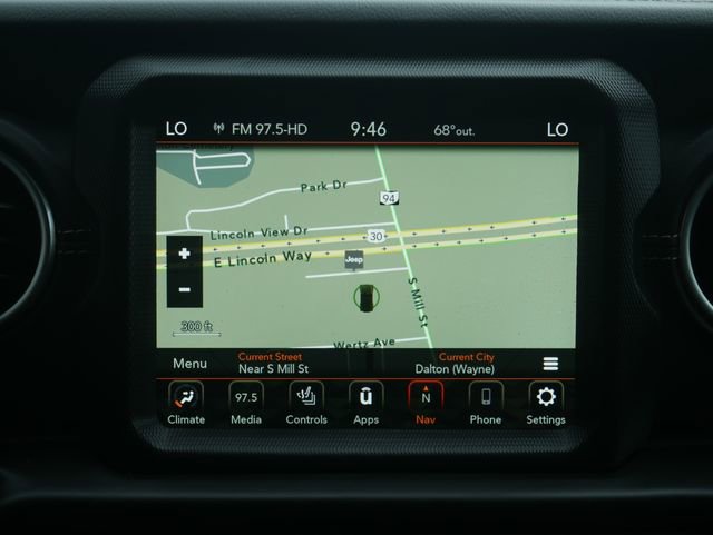 Used 2023 Jeep Wrangler Unlimited Sahara w/ Cold Weather Group AWD/4WD image 5