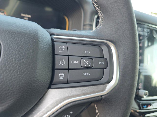 New 2025 Jeep Wagoneer Series II w/ Convenience Group I image 30