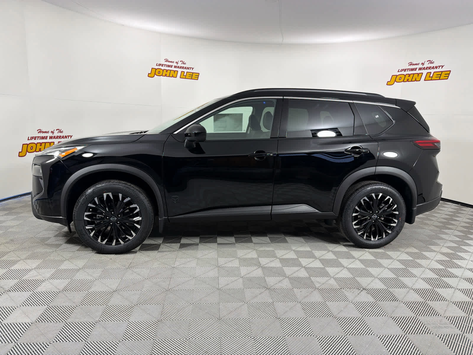 New 2026 Nissan Rogue SV image 2