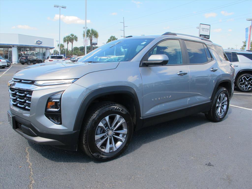Used 2025 Chevrolet Equinox LT w/ Convenience Package II FWD image 8