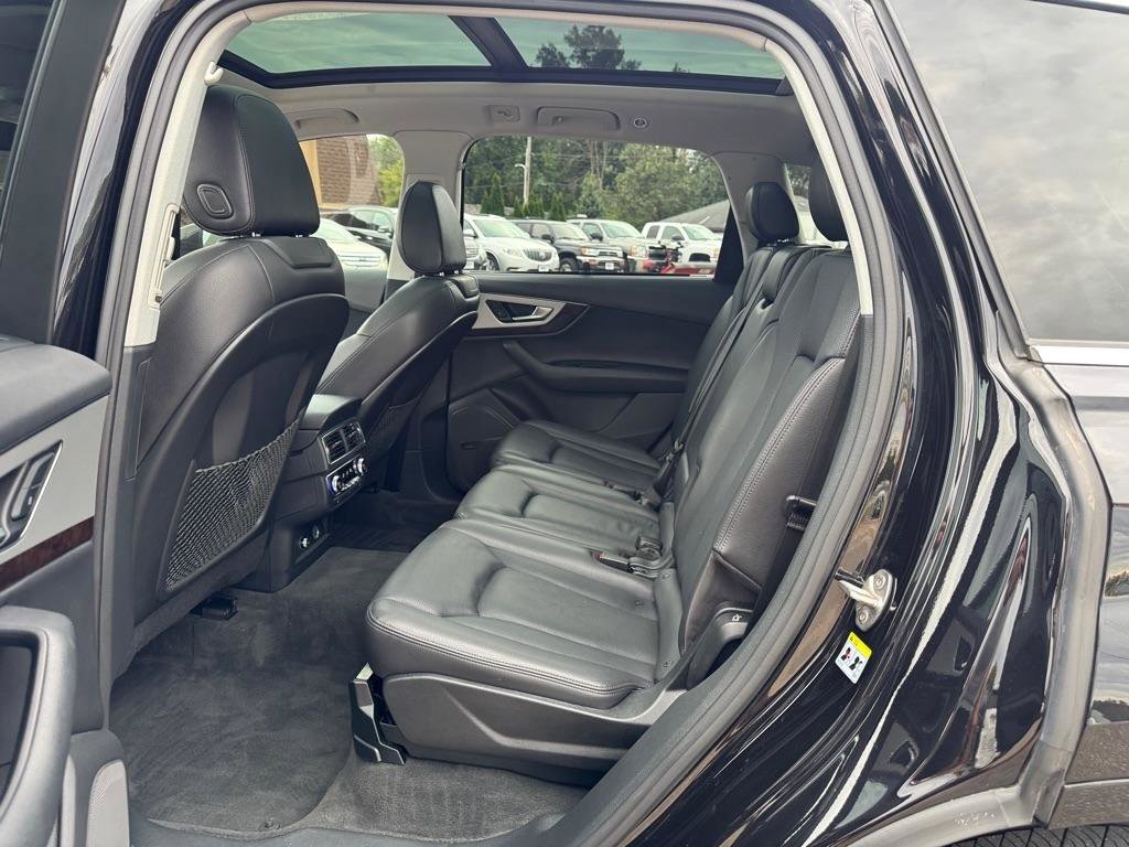 Used 2019 Audi Q7 2.0T Premium Plus w/ Premium Plus Package AWD/4WD image 20