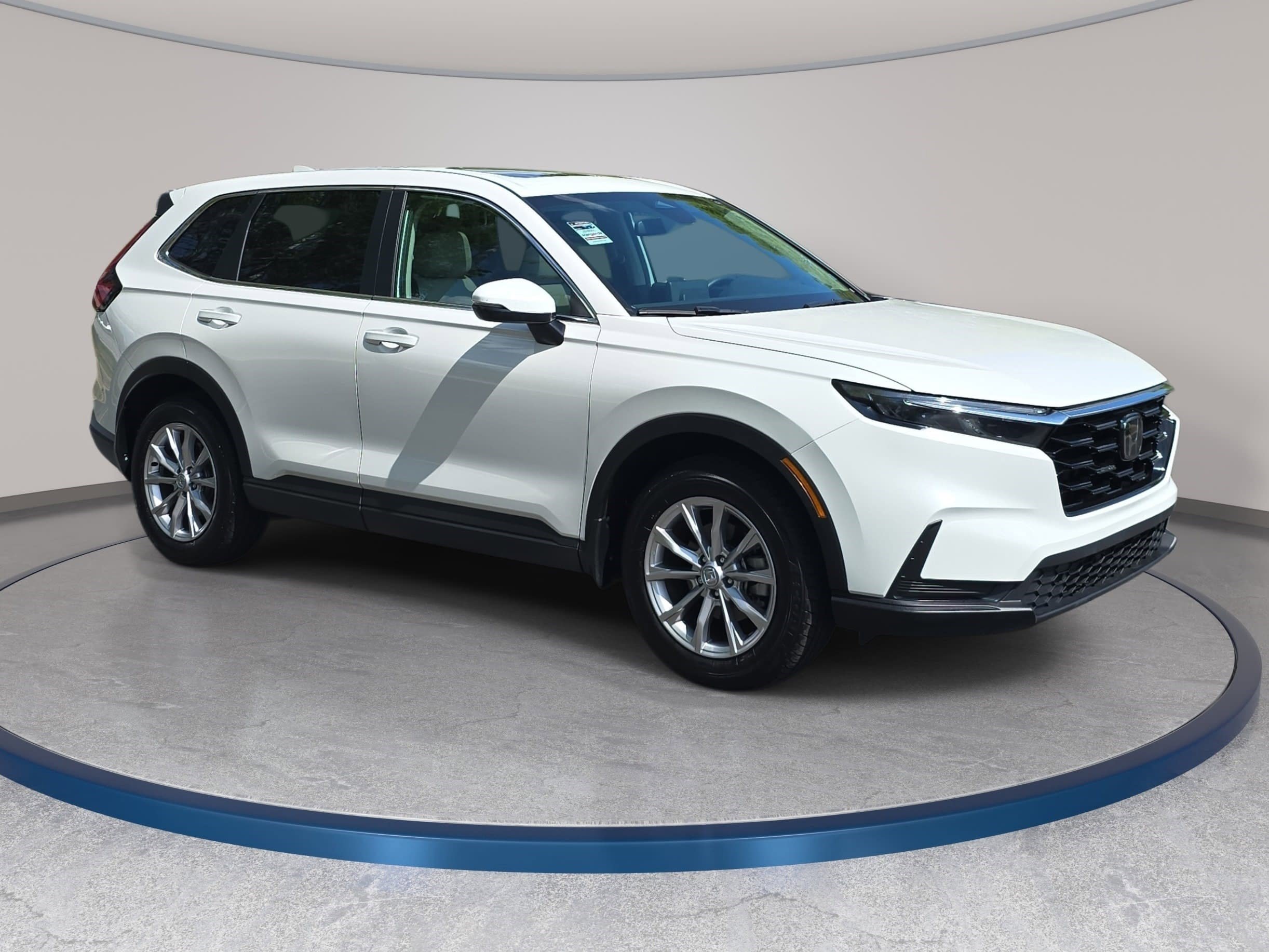 Used 2024 Honda CR-V EX image 3
