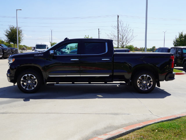 Used 2024 Chevrolet Silverado 1500 High Country w/ Technology Package AWD/4WD image 3