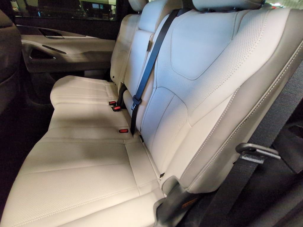 Used 2026 INFINITI QX60 Luxe w/ Cargo Package image 21