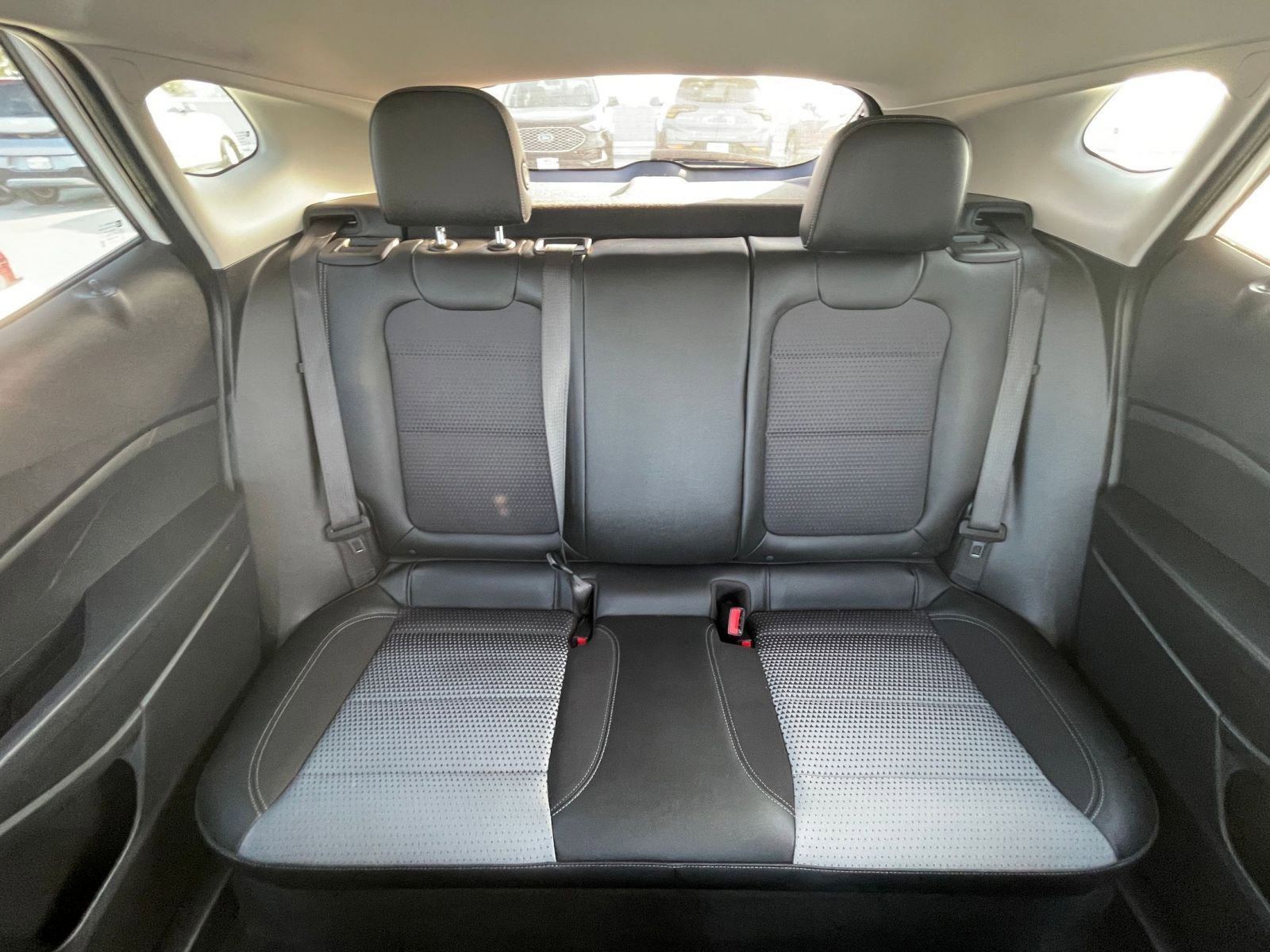 Used 2025 Chevrolet Trax LT w/ LT Convenience Package image 36